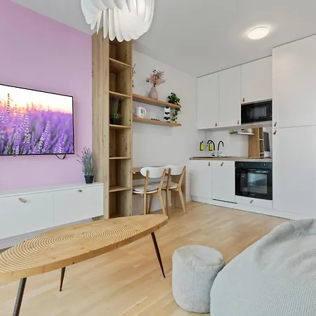 Lam Lavender - Free Parking Apartamento Bratislava