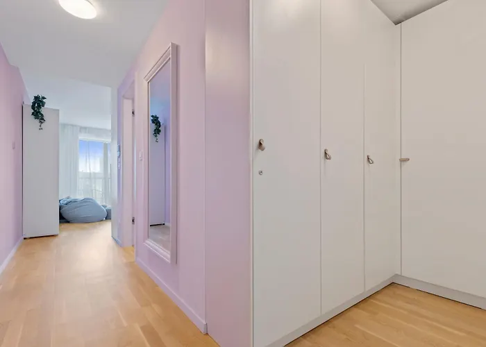 Lam Lavender - Free Parking *