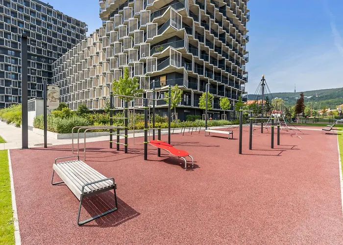 Lam Lavender - Free Parking Bratislava