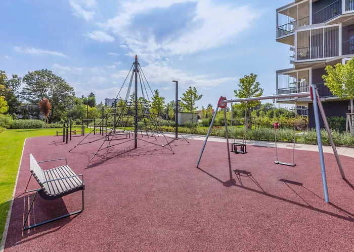 Lam Lavender - Free Parking *