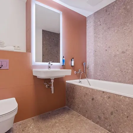 Lam Lavender - Free Parking ברטיסלאבה